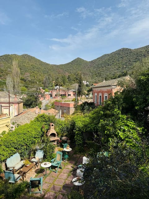 Garden, Inner courtyard view