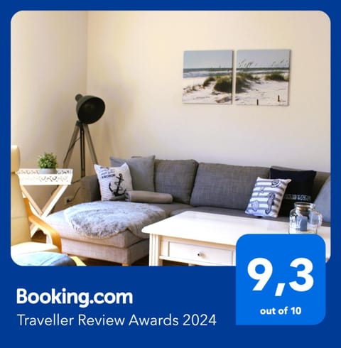 Living room, Certificate/Award