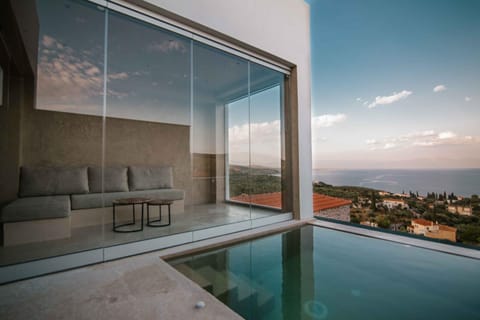 Swimming pool, Sunrise