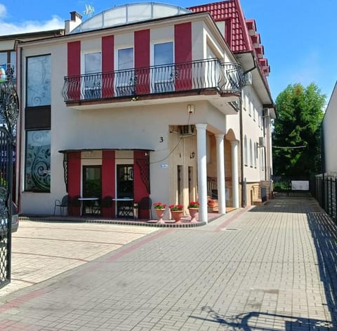 Property building, Facade/entrance