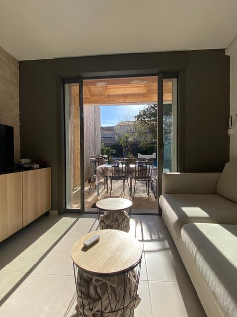 Mazet Tahiti Parc Apartment in Le Lavandou