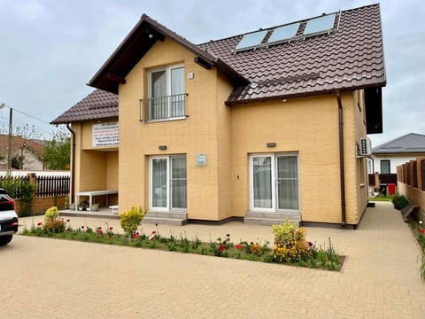 Vila Novara V26 Villa in Craiova