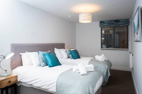 Bed, Photo of the whole room, Bedroom, furniture