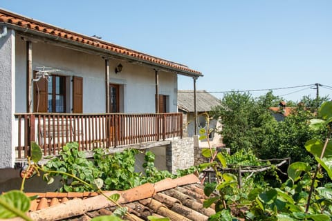 Property building, Balcony/Terrace
