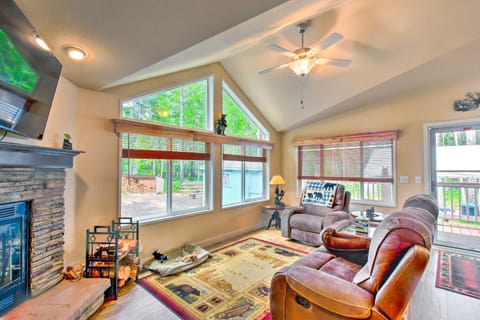 Awesome Hoodsport Cabin - Nearby Hiking Areas Cabin in Washington