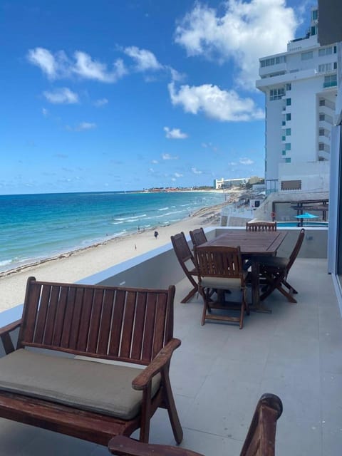 Natural landscape, Balcony/Terrace, Beach, Sea view