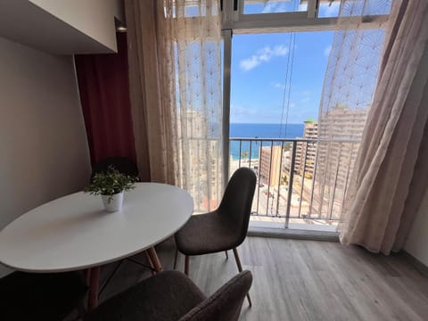 Calpe apartamento con vistas al mar impresionantes a 5 min de la playa aire wifi parking comunitario Apartment in Calp