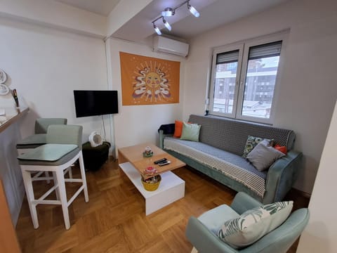 Activities, TV and multimedia, Living room, Seating area, Dining area, heating, air conditioner