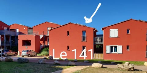 Joli T2 climatisé au calme à 10 mm de Porto-Vecchio dans une résidence de tourisme Apartment in Zonza