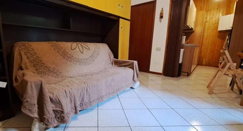 OLD VILLAGE Apartment House in Ponte di Legno