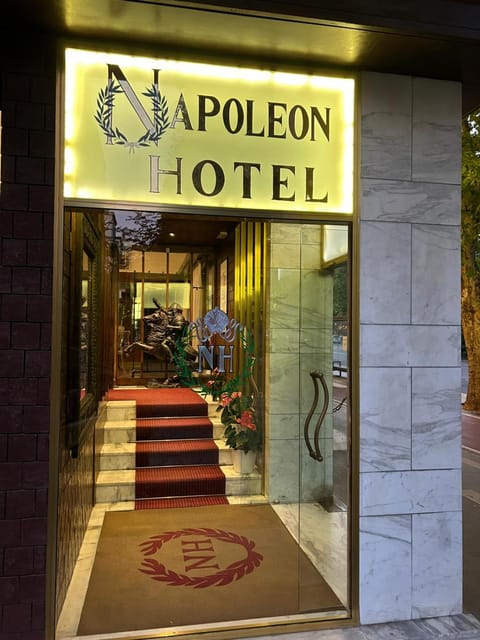 Facade/entrance, Property logo or sign, Street view