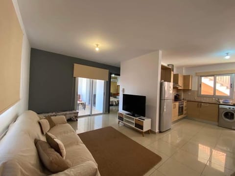 TV and multimedia, Kitchen or kitchenette, Living room, Seating area, Evening entertainment, pet friendly