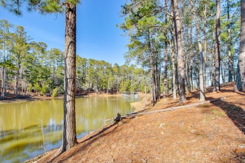 Lakefront McCormick Gem Deck and Golf Course Views House in Clarks Hill Lake