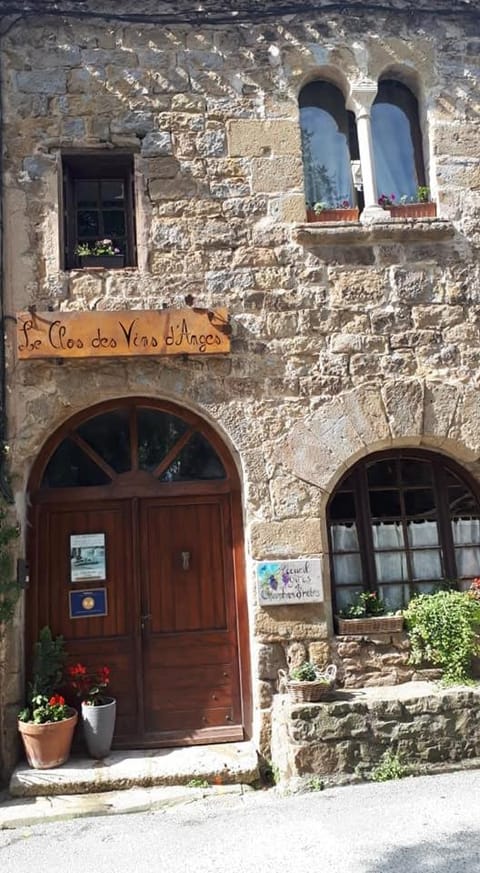Facade/entrance, Property logo or sign