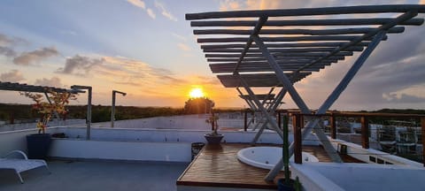 Solarium, Sunset
