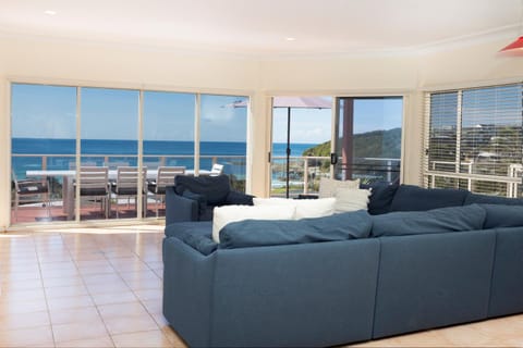 View (from property/room), Living room, Sea view