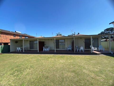 Property building, Day
