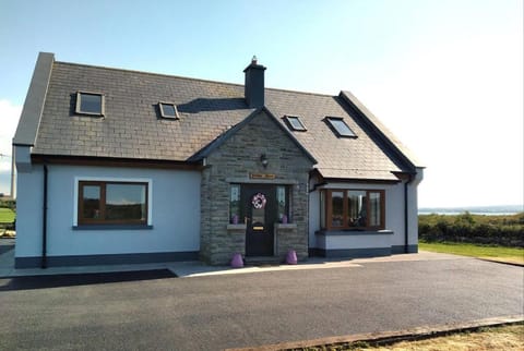 Luxurious Property, Paddy's Haven, Wild Atlantic Way, County Clare House in County Clare