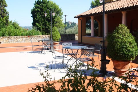 Property building, Patio, Summer