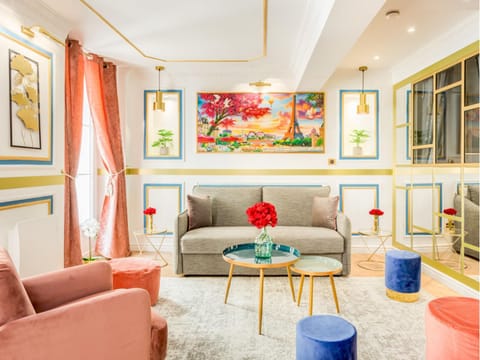 Living room, Seating area