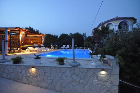 Property building, Pool view, Swimming pool