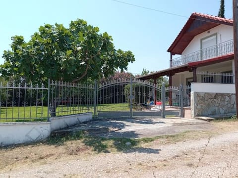 Private two-floor holiday house in Leptokaria House in Pieria, Greece