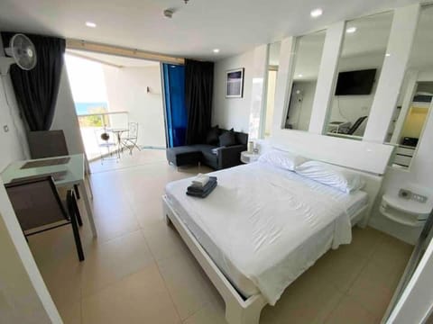 Living room, Bedroom