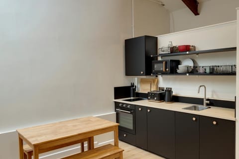 CoalShed Lofts - Groups -Exclusive Use Apartment in Bristol