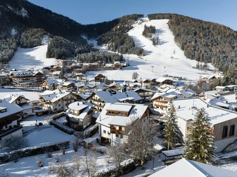 Natural landscape, Bird's eye view, Winter, City view, Mountain view