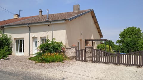 Les Jardins des 3 Provinces- Gîte House in Vosges