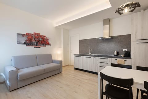 Kitchen or kitchenette, Living room