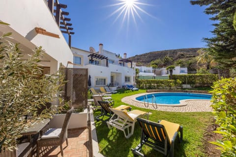 Day, Pool view, Swimming pool, sunbed