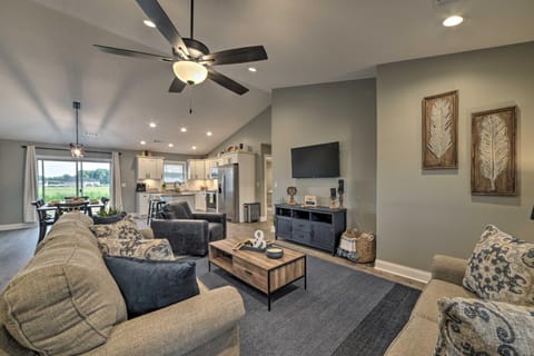 Cozy Murray Retreat Near MSU and Local Eateries House in Tennessee