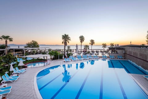 Pool view, Swimming pool, Swimming pool
