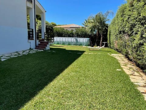 Garden, Garden view