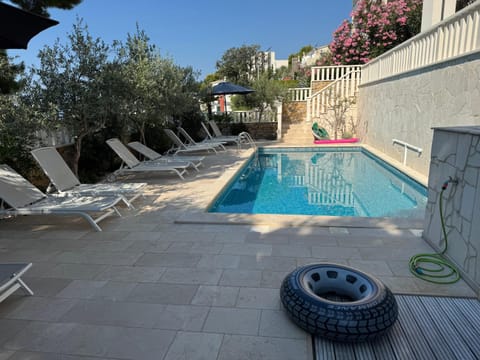 Patio, Pool view, Swimming pool, sunbed