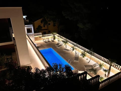 Night, Balcony/Terrace, Pool view, Swimming pool