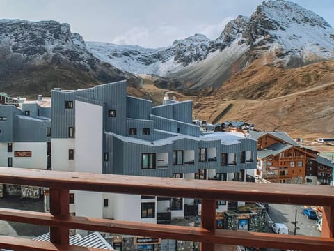 Appartement rénové 3P pour 8, balcon sud à Tignes, proche pistes - FR-1-502-363 Apartment in Tignes