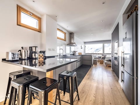 Appartement rénové, skis aux pieds, 10 pers., balcon - FR-1-502-364 Apartment in Tignes