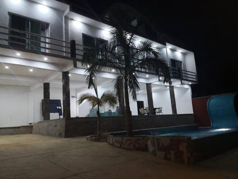 Blessed Rest Home Teques House in Tequesquitengo