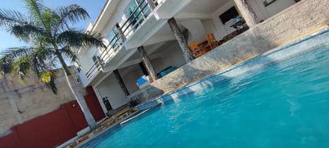 Blessed Rest Home Teques House in Tequesquitengo