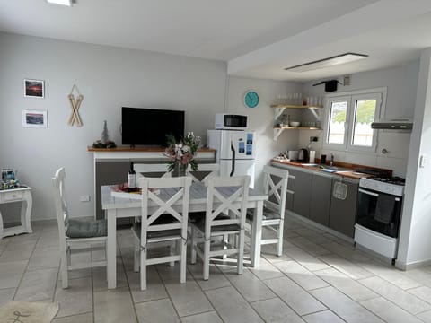 TV and multimedia, Dinner, kitchen