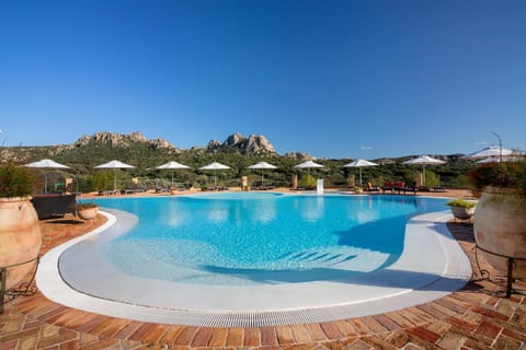 Mountain view, Swimming pool