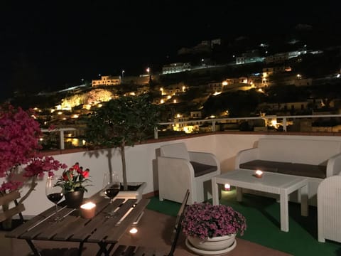 Balcony/Terrace, City view