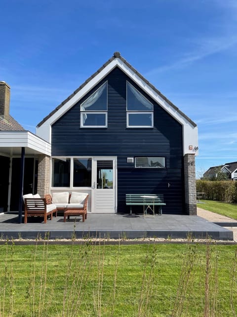 Property building, Garden view