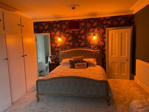 Glorious 6 bed detached Victorian Villa by the sea Villa in Paignton