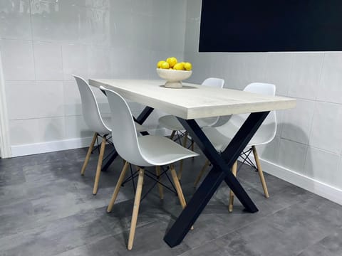 Piso Céntrico 120m2 + parking propio (O Grove) Apartment in O Salnés