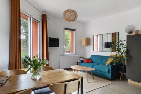 Property building, Living room