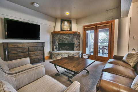 Luxury Two Bedroom Suite with Hot Tub apartment hotel Apartment in Deer Valley