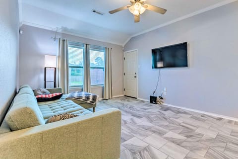 8 Mi to Downtown Little Rock Home with Fenced Yard House in Little Rock